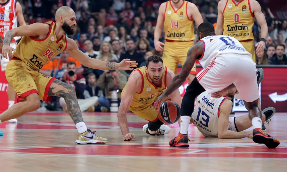 FLEŠ IZ EVROLIGE Crveno-beli prave „drim-tim“! Spremaju odgovor „večitom rivalu“…