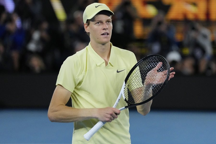 SINER JE VINER Italijan samleo Zvereva i odbranio tron u Australiji (VIDEO)