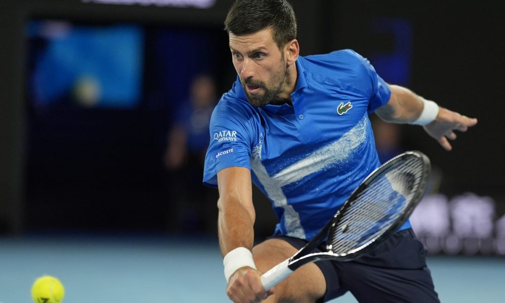 KRENULO JE LOŠE, ALI ONDA JE UPALIO MOTORE Đoković prepustio set američkom talentu, pa ga ispratio sa Australijan opena (FOTO/VIDEO)