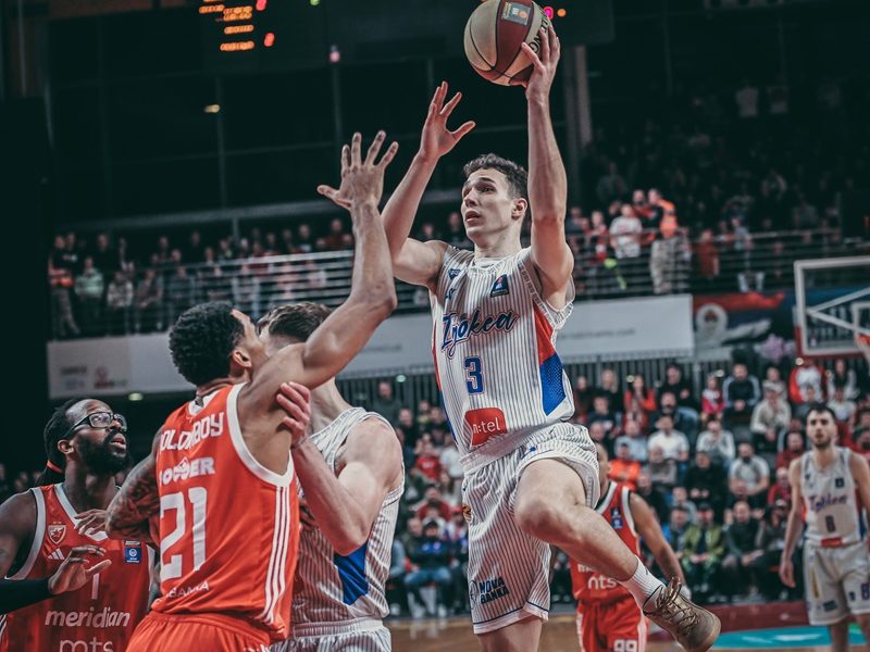 POLUVREME Zvezda zaostaje šest poena u Laktašima, a imala je i -16