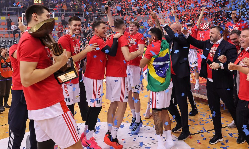 Svetski šampion blizu dolaska u Crvenu zvezdu (FOTO)