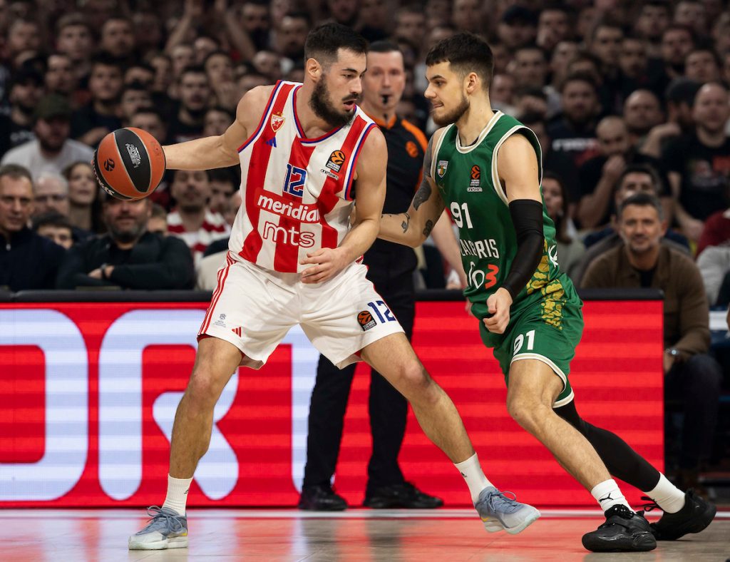 MUČKA PROVOKACIJA LITVANACA UPUĆENA ZVEZDI I SRBIJI: „Za pobede na terenu i van njega“ (FOTO)