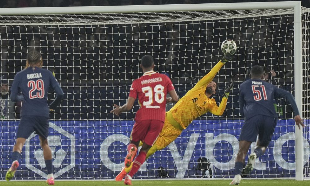 LIGA ŠAMPIONA Alison spasio „redse“, a Eliot im doneo pobedu iz jedinog šuta! Bajern pokazao ko je gazda u Nemačkoj, Barsa slavila sa igračem manje (VIDEO)