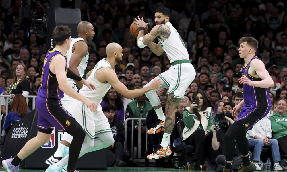 Najveći derbi na svetu pripao Seltiksima! Sjajni Tejtum (VIDEO)