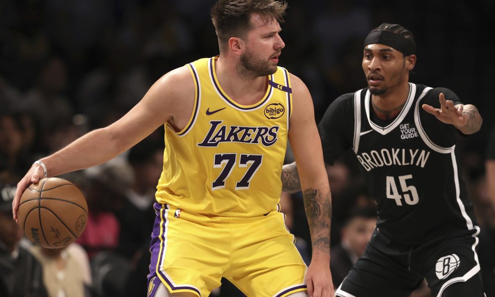 Lejkersi ne mogu bez Lebrona, ni tripl-dabl Dončića im nije pomogao da izbegnu poraz (FOTO/VIDEO)