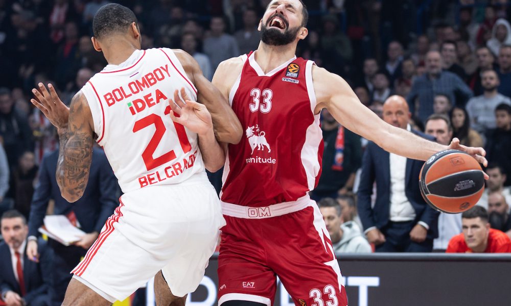 Mirotić sa „manekenima“ pred „delijama“! Postavlja se pitanje…