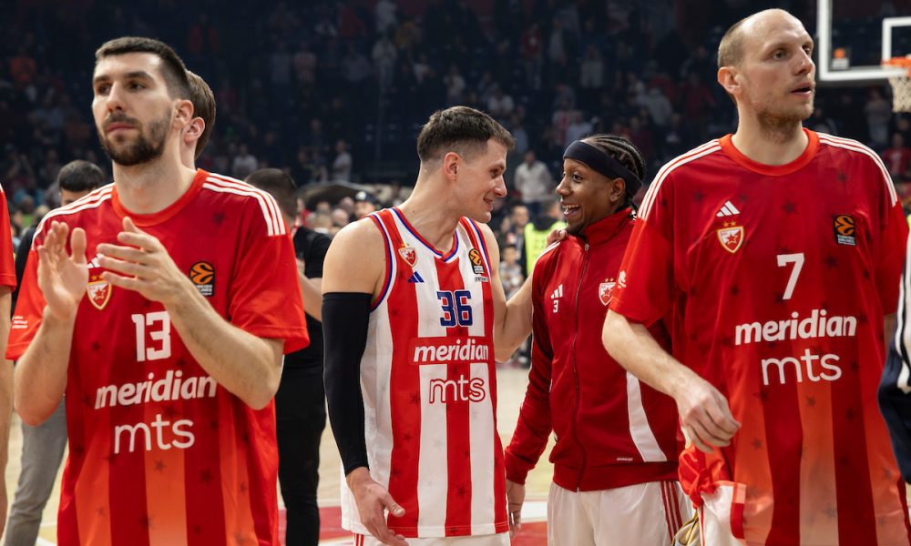 SAZNAJEMO Zvezda želi rastanak sa Amerikancem