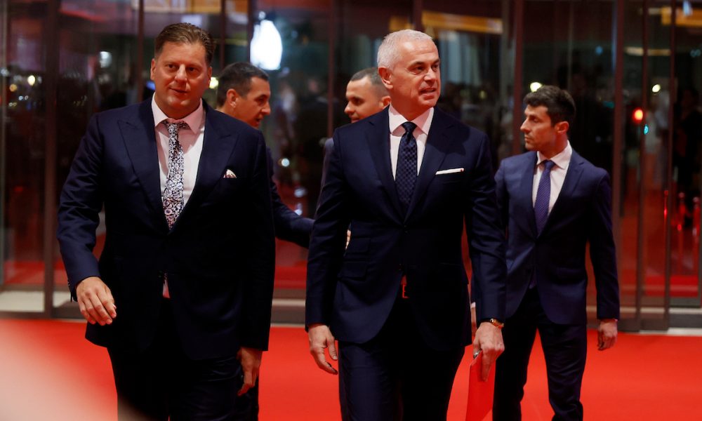 POSLE „MARAKANE“ JOŠ DOKAZ SVE BOLJIH ODNOSA VEČITIH Evo ko je ispred Partizana došao na proslavu 80. rođendana Crvene zvezde (FOTO)