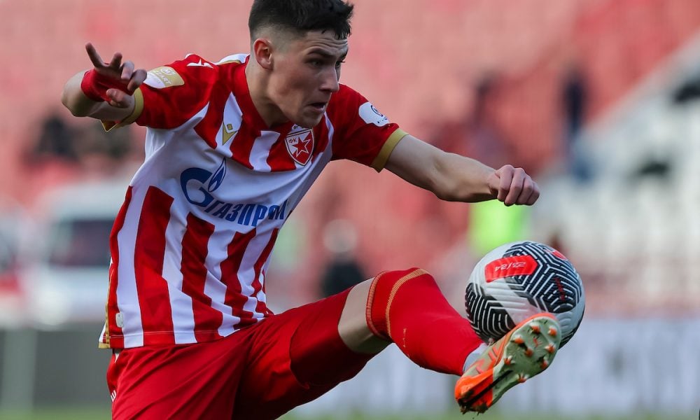 Turski gigant spreman da uđe u trku za tinejdžera Zvezde! Šanse nisu…
