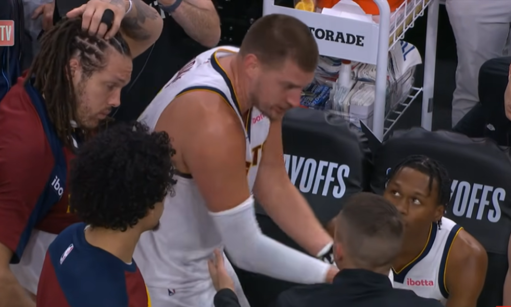 Tajm-aut: Jokić ljut očitao bukvicu svom timu, trener pokušao da ga smiri (VIDEO)