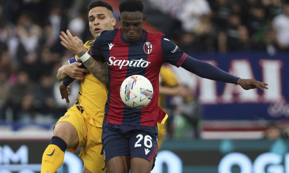 Bolonja slavi Orsolinija, Napulj slavi Bolonju! (VIDEO)