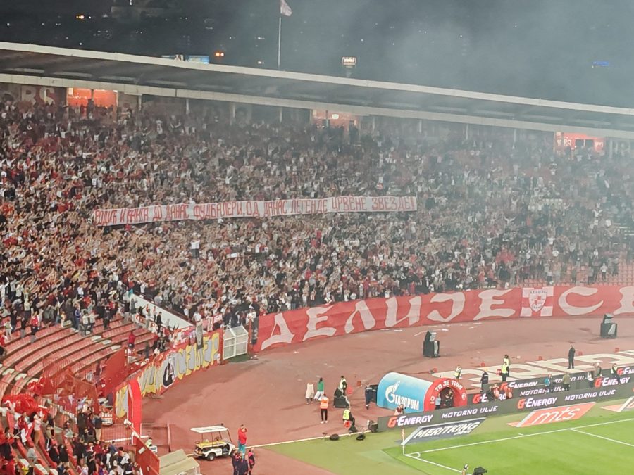 Transparent delija Rodiću i Kangi (Foto: MaxBet Sport)