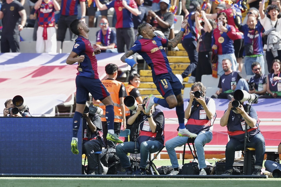 Još jedan spektakl u najvećem derbiju na svetu: Realu nedovoljan i Mbapeov het-trik, Barsa ide po titulu!