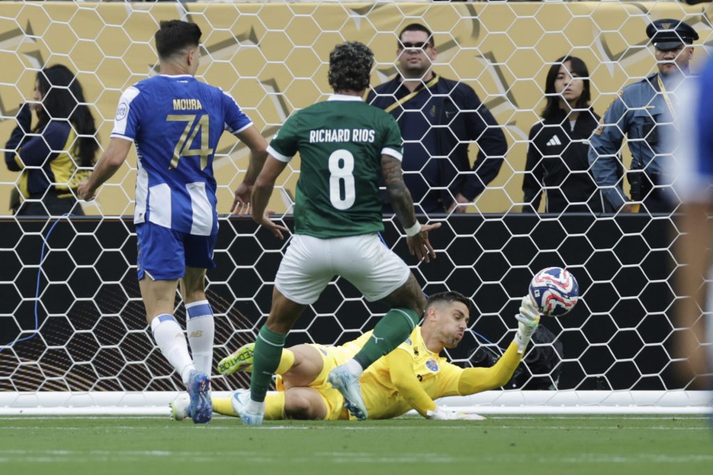 Palmeiras bio bliži pobedi protiv Porta, Botafogo slavio nad Sijetlom