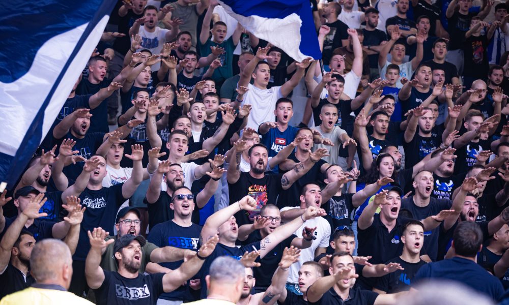 Drugi pišu: Košarkaši Zvezde morali peške od hotela do „Morače“