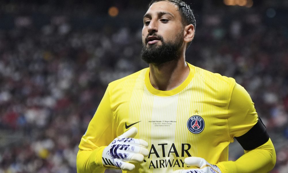 Donaruma poslao poruku Musijali, Nojer mu zamera na jednoj stvari