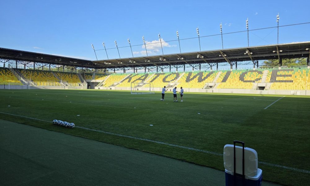 Ovo je stadion na kojem će da igra Partizan! Otvoren pre nekoliko meseci, poseduje halu za odbojku i ring za boks (VIDEO)