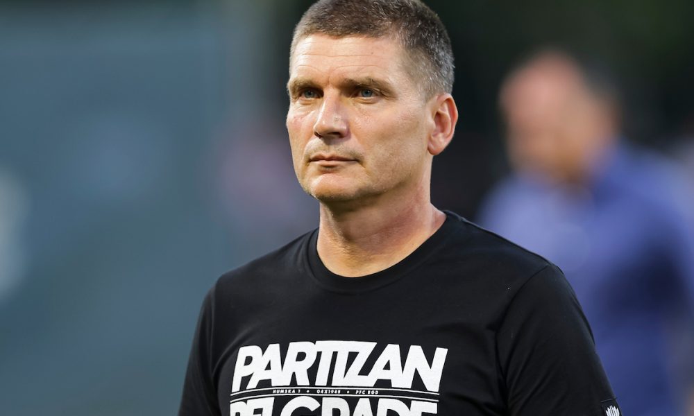 Blagojević se drži proverenog rituala! Evo šta je uradio pred meč sa Oleksandrijom (FOTO)