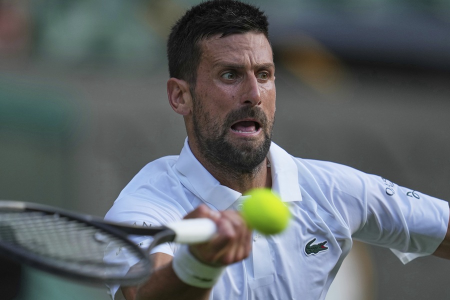 Đoković krenuo po 25. grend slem titulu! Francuz mu uzeo set, više nije mogao