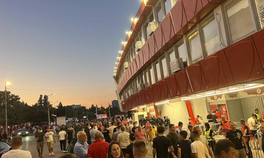 Prve slike sa „Marakane“: Kao nekad, Kiprane čeka „pakao“ (VIDEO)