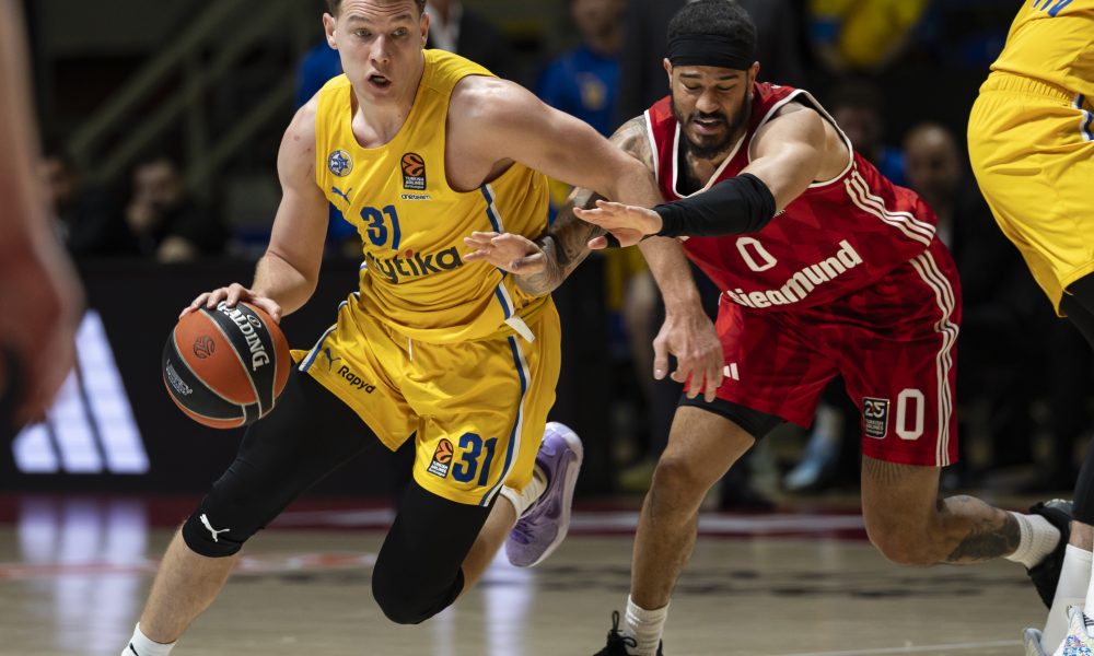 Plej napustio Makabi, uskoro se pridružuje drugom evroligašu