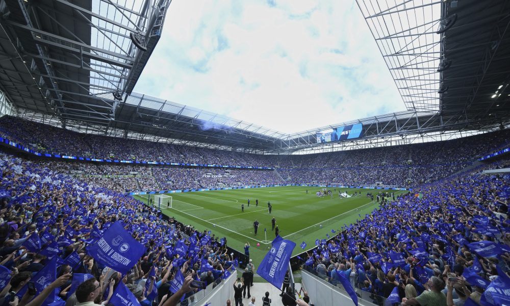 Istorijski dan u Liverpulu, Milenkoviću bod u Londonu
