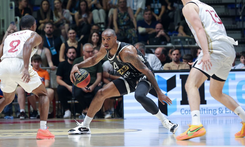 Posle rastanka, oglasio se i Majk: Bila mi je čast… Ipak, igraće protiv Partizana