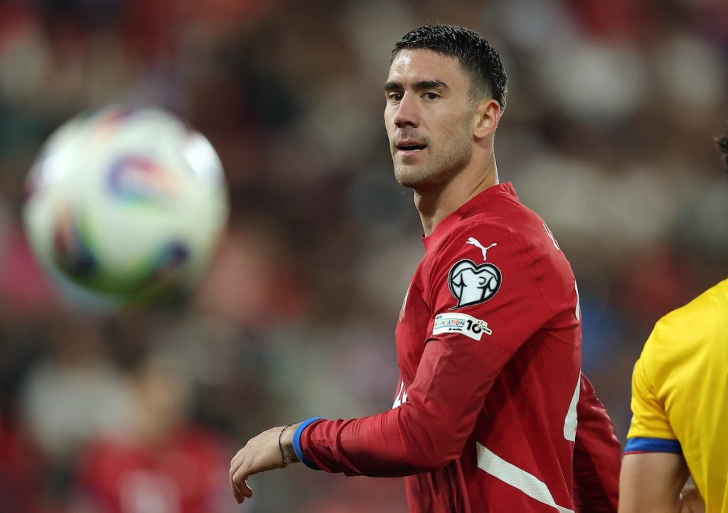 Italijani tvrde da je gotovo – Vlahović u januaru oblači dres engleskog giganta