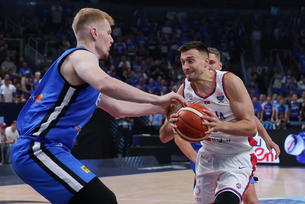 Srbija se igra sa Estonijom! „Orlovi“ posle prve četvrtine vode čak 20 poena razlike