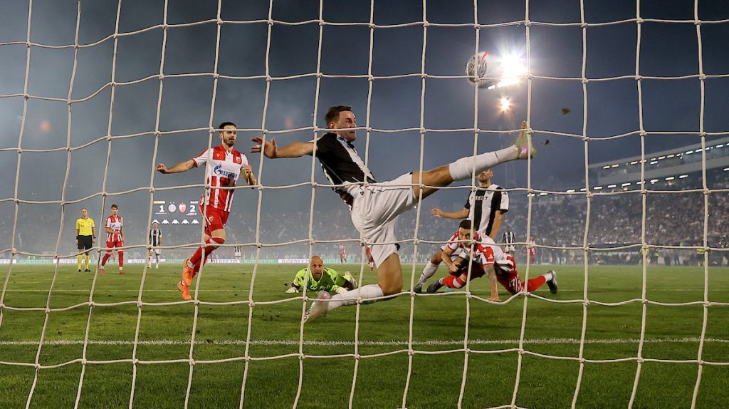 Dve situacije iz večitog derbija Zvezdi ne smeju da se ponove u Evropi (VIDEO)