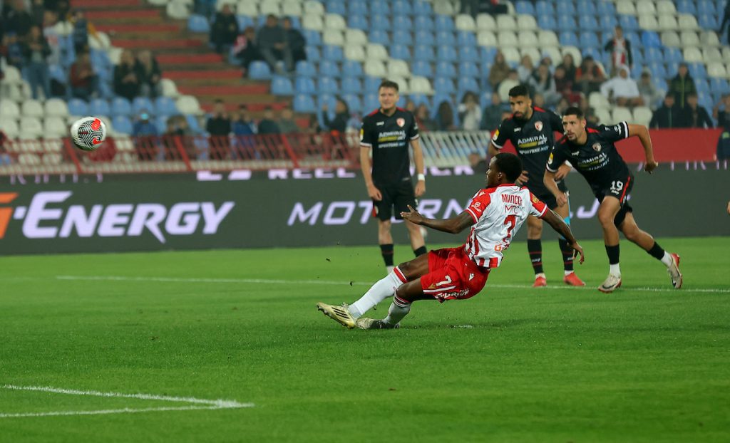 Milson se obrukao: Zvezda protraćila jedanaesterac za izjednačenje (VIDEO)