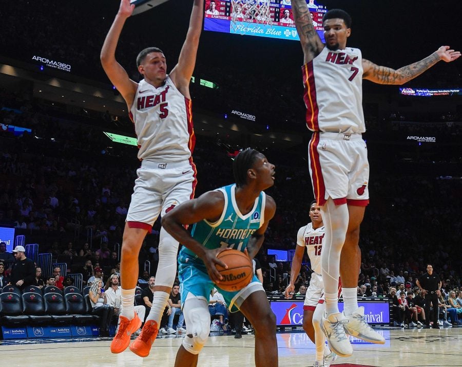 Majami srušio Hornetse uz dobru partiju Jovića
