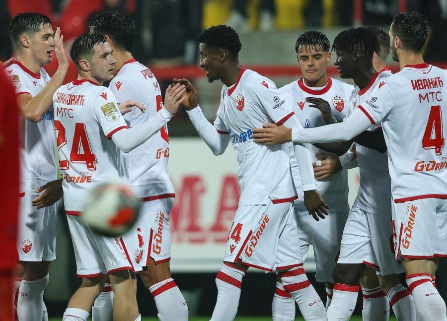 Pukla ljubav: Zvezda raskinula saradnju sa napadačem