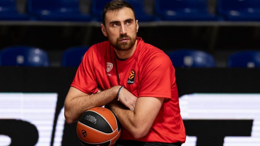 Nikola Milutinov u idealnoj petorci Evrolige!