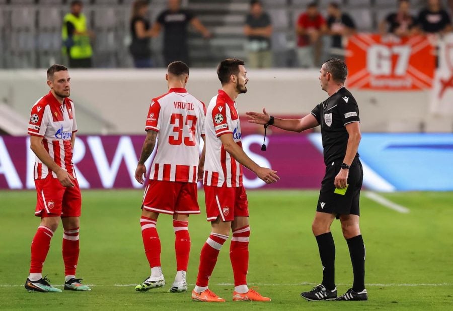 Englez sudi Zvezdi protiv Lila