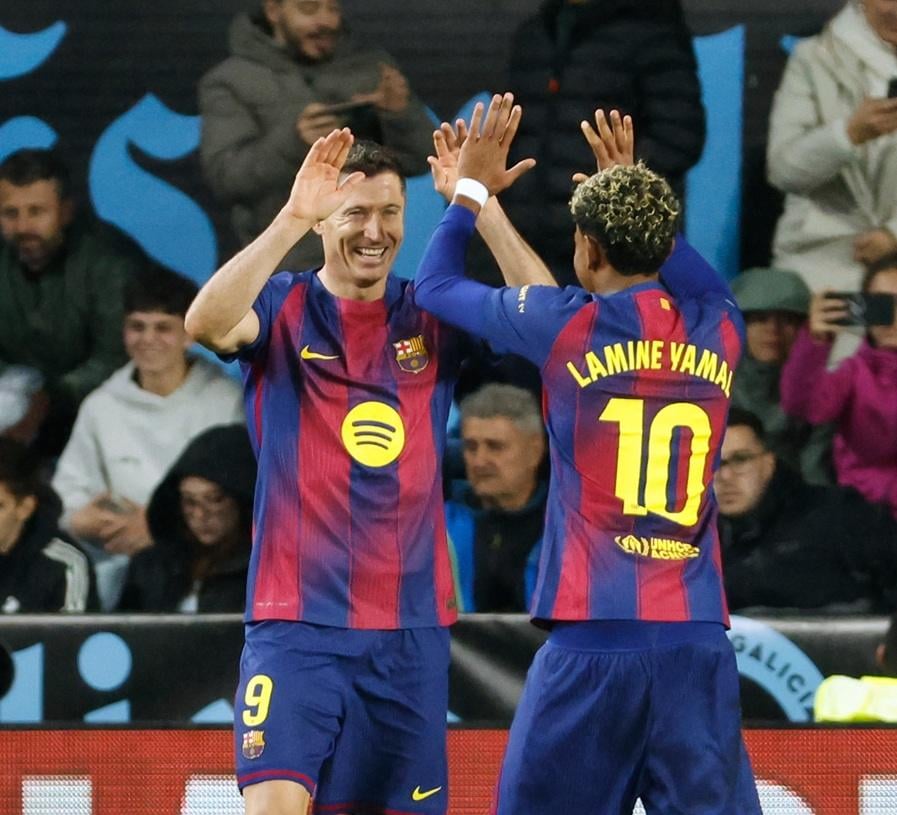 Neverovatan podatak iz biografije Roberta Levandovskog: Barsa ga molila da ne postiže golove?!