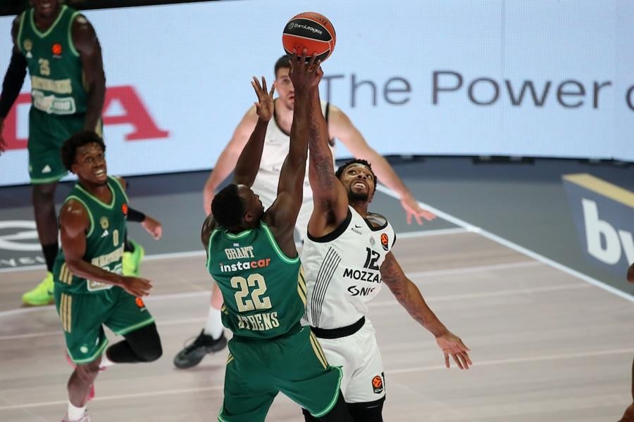 Partizan se u Atini držao dve i po četvrtine, a onda Panatinaikos napravio seriju 25:0 (VIDEO)