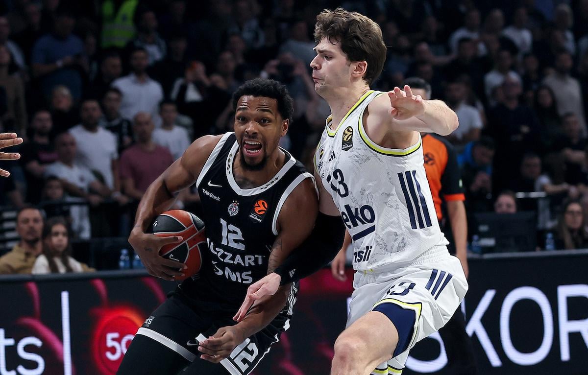 Katastrofalni Partizan! Fener napravio seriju 14:0, crno-beli prve poene postigli posle skoro šest minuta igre