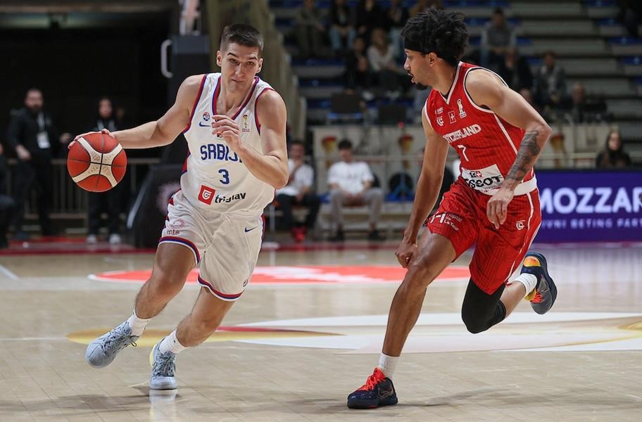 Košmar u Beogradu: Švajcarska vodi protiv Srbije sa 23 razlike! Trojka Fofane uz zvuk sirene