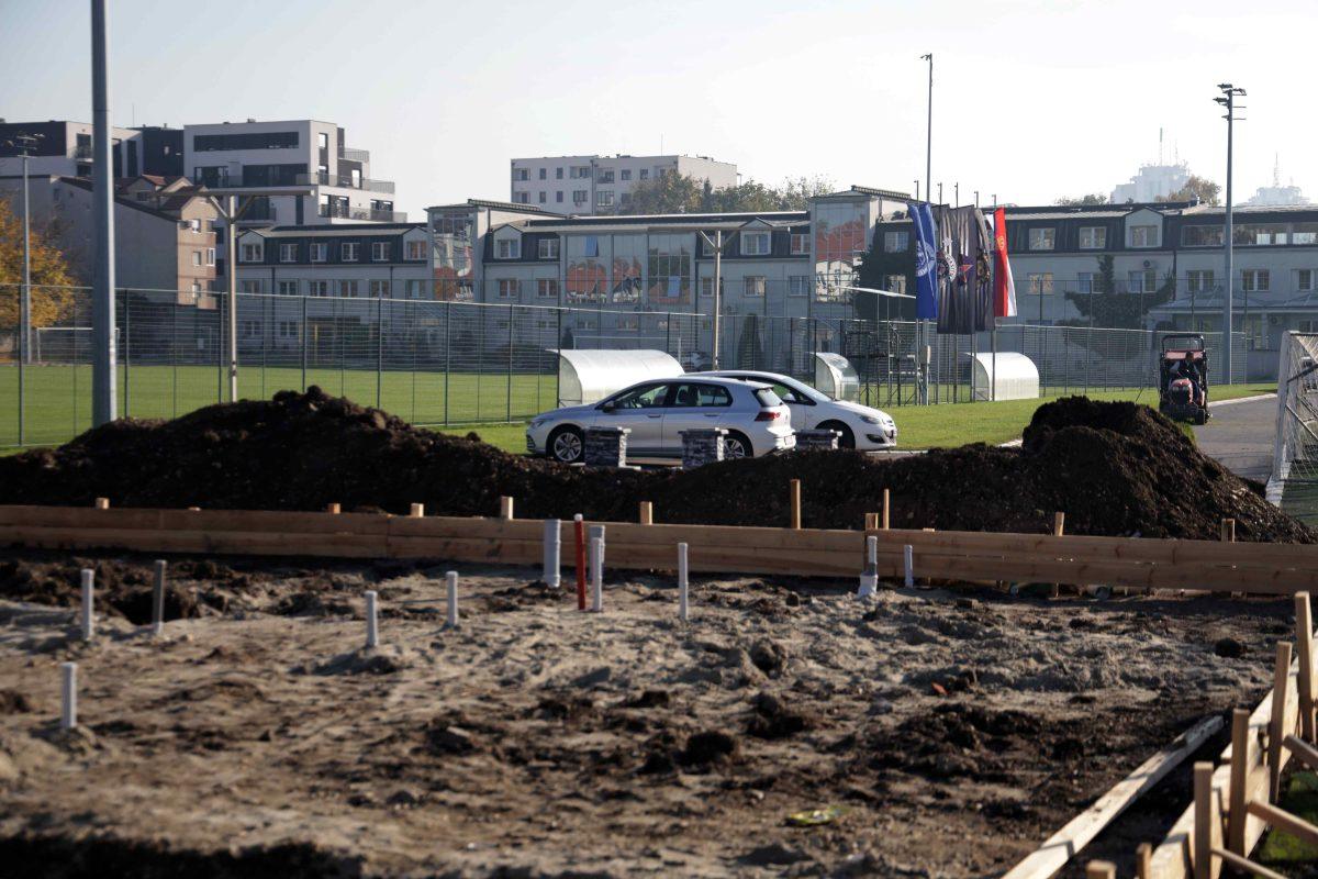 Radovi u sportskom centru „Partizan-Teleoptik“: novi teren, tribine i svlačionice