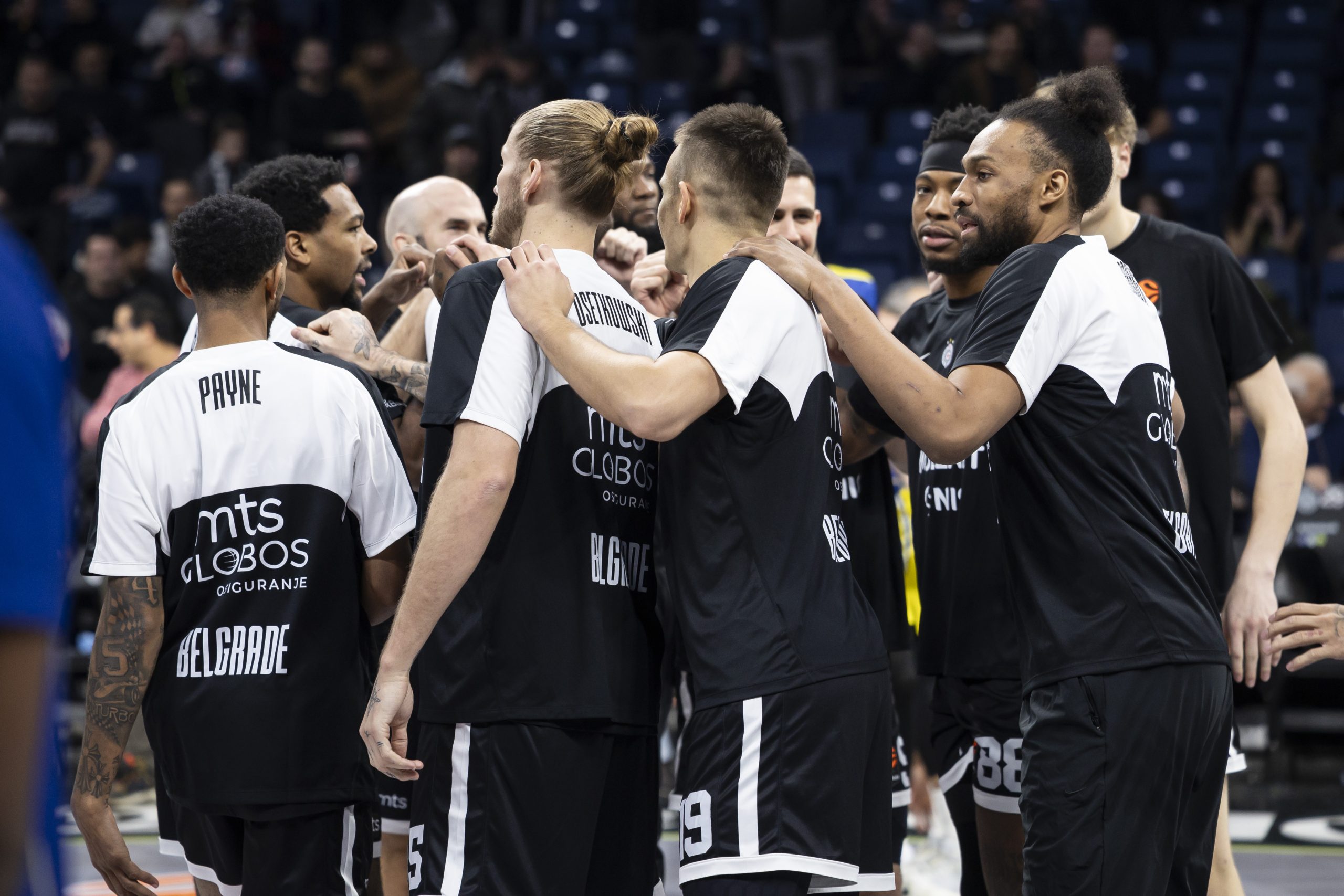 Valensija i Partizan zatvaraju 2025: Šansa za mir u Humskoj