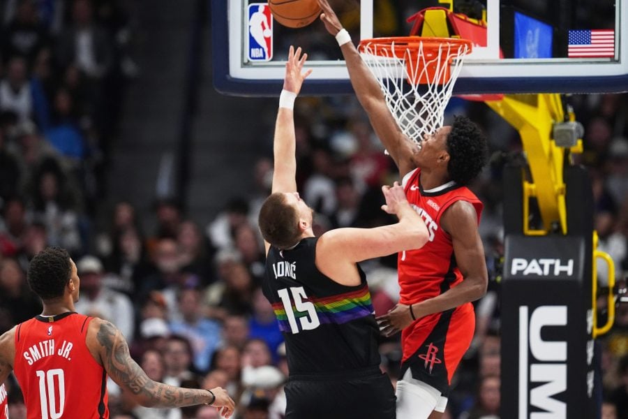 Kad Jokić nije na nivou, Denver gubi: Ubedljiv trijumf Roketsa nad Nagetsima (VIDEO)