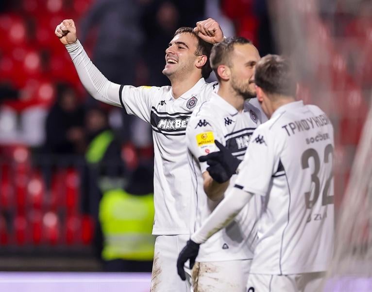 Lako je Partizanu dok je tu Jovan Milošević: Majstorije napadača crno-belih presudile Radničkom (VIDEO)