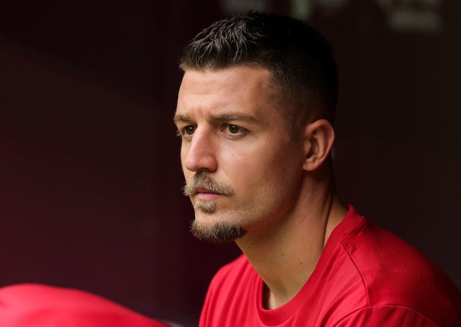 I dalje ga obožavaju: Sergej na tribini među najvatrenijim navijačima Lacija (VIDEO)