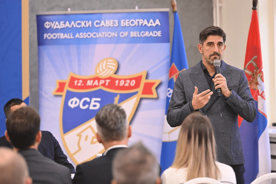 Paunović u razgovoru sa trenerima: U centru ste oluje, znam kroz šta prolazite