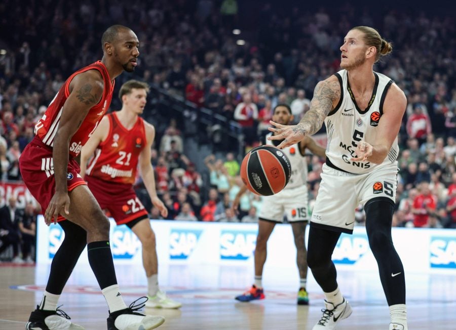 Partizan prekinuo crnu seriju, Penjaroja probio led: Crno-beli slavili nad Pešićevim Bajernom u Minhenu (VIDEO)