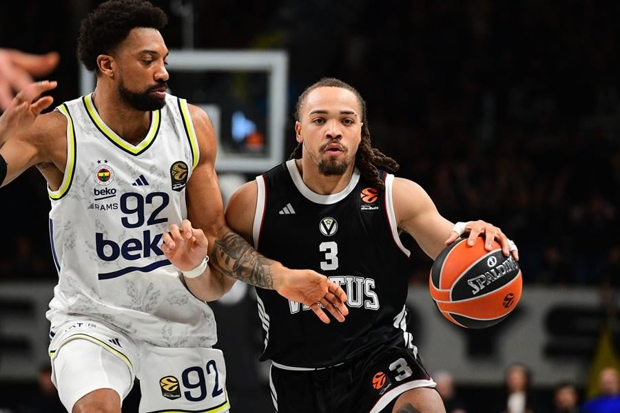 Virtusu nije pomogao impresivni Edvards, Fener slavio u Bolonji i obradovao Zvezdu