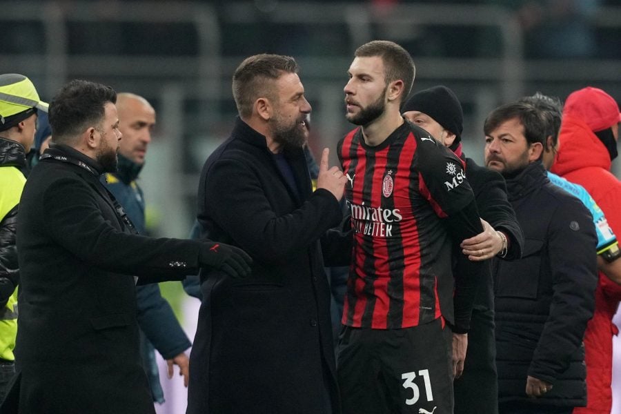 O potezu Pavlovića iz 96. minuta bruji ceo svet: Iskopao rupu rivalu i spasio Milan (VIDEO)