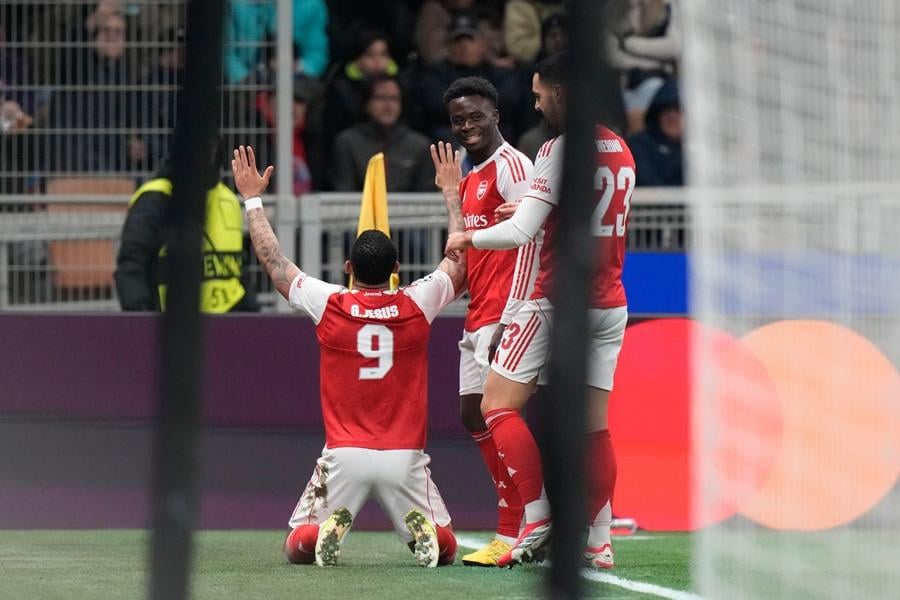 Arsenal pokorio „Meacu“, Žezusova dva gola za 7/7! Sporting srušio PSŽ u 90. minutu, Realovih šest komada za izlazak iz krize (VIDEO)