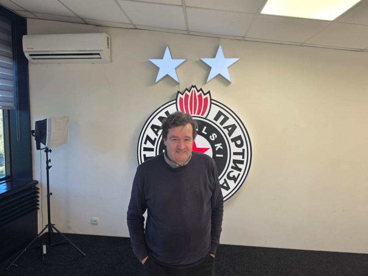 Glas koji je postao simbol Partizana: Spiker Ljuba Perić o pola veka iza mikrofona u Humskoj (FOTO+VIDEO)